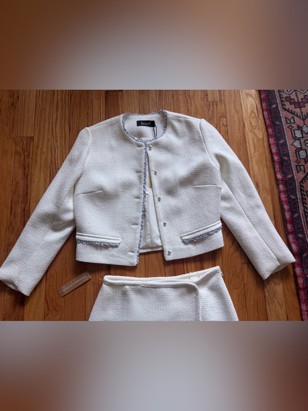 White tweed skirt suit set - Picture 14 of 16